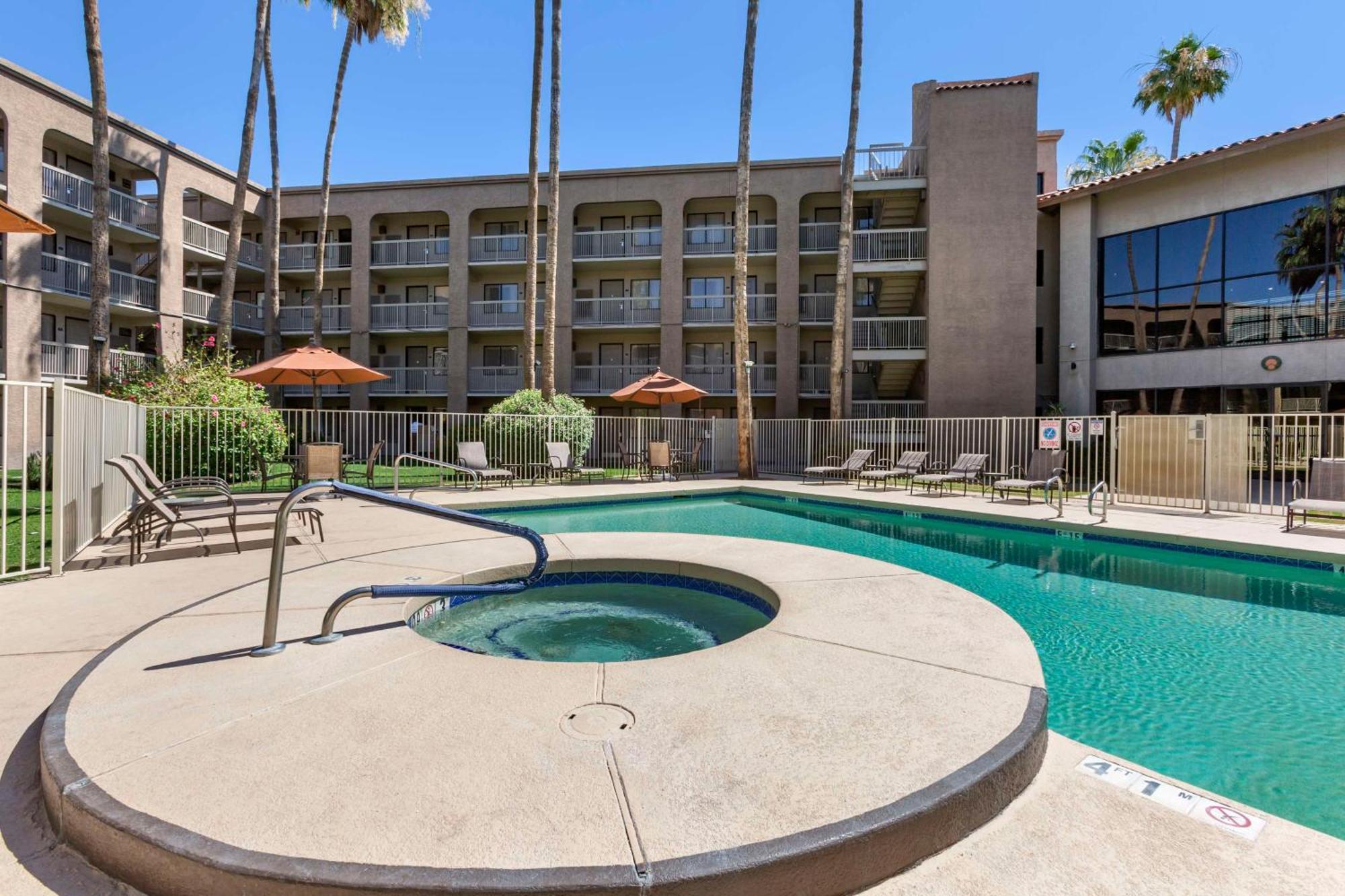 Best Western Plus Scottsdale Thunderbird Suites Eksteriør bilde