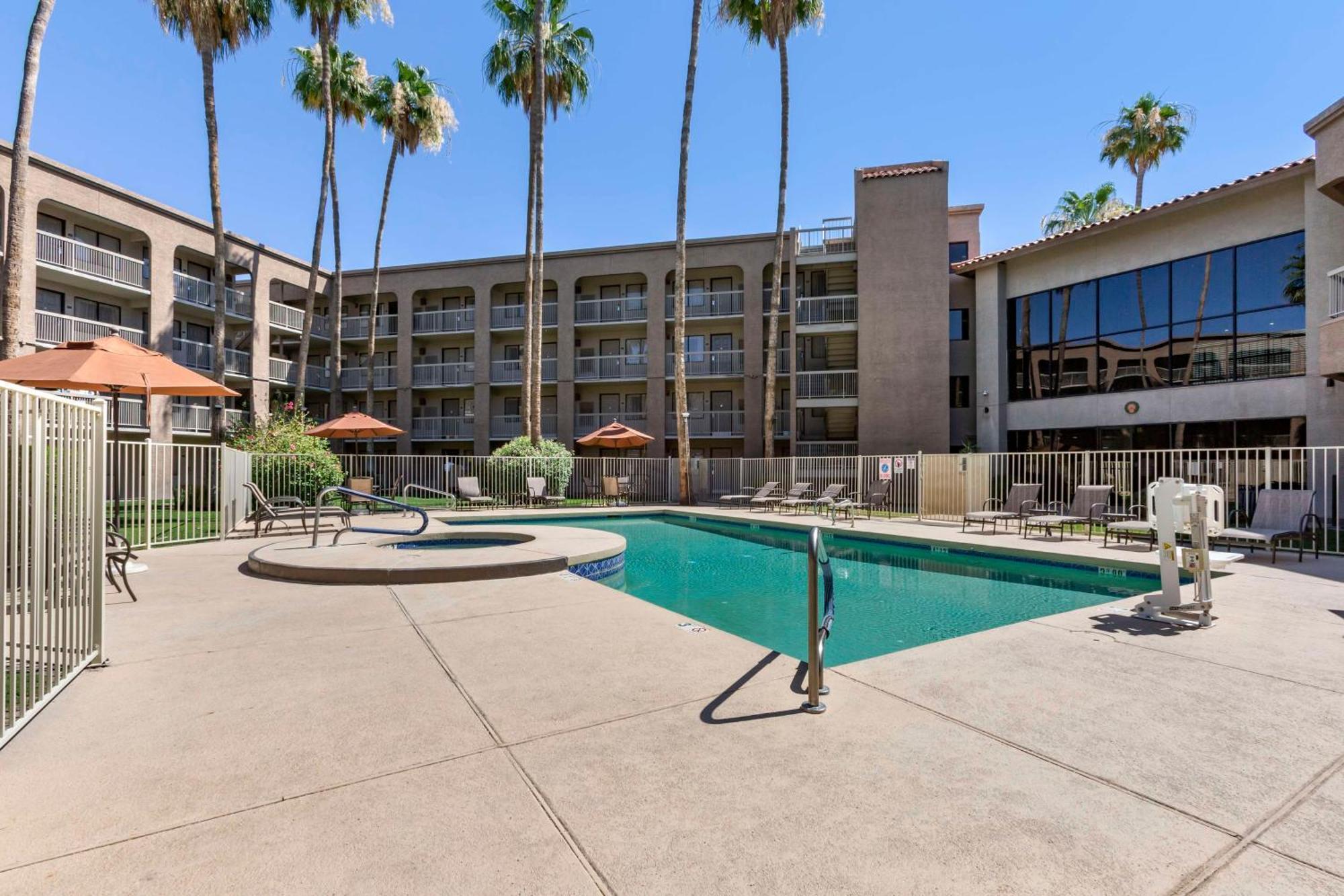 Best Western Plus Scottsdale Thunderbird Suites Eksteriør bilde