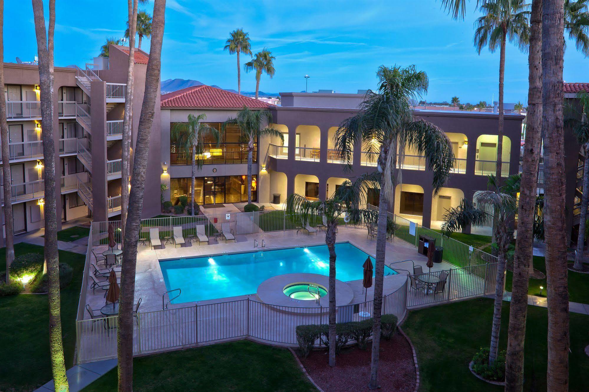 Best Western Plus Scottsdale Thunderbird Suites Eksteriør bilde